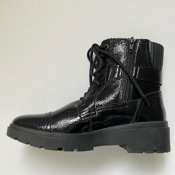 CLARKS Calla Dance Boots Black Faux Patent Leather Combat Size 6 NWOT - Picture 3 of 9